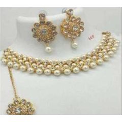 - White Pearl & Gold Stone Jewellery Set - image 3 | Saree Palace Germany | Bazaa