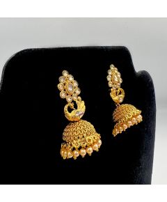 Gold Plated Peacock Polki Kundan Jhumka with pearls - image 3 | Vastraany