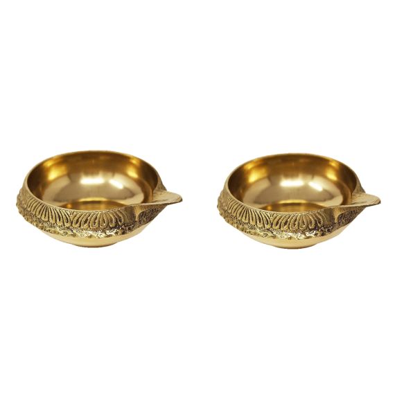 - Brass Karthik Deep | Diya | Lamp | Agal Vilakku | Medium Size - image 3 | Indi Store | Bazaa