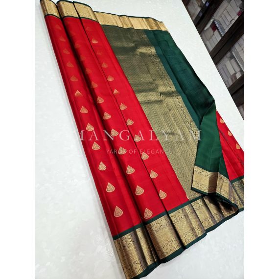- Red with Green Border Kanchipuram Silk Saree - image 1 | Mangalyam | Bazaa